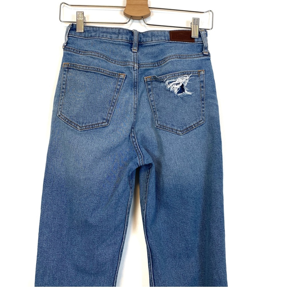 Hollister | Ultra High Rise Vintage Straight‎ Distressed Jeans Size 3 / 26 - Picture 7 of 10